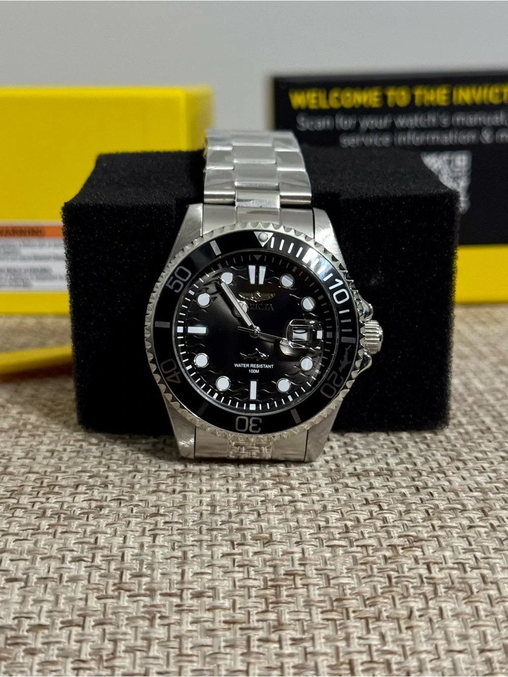 Invicta Pro Diver Men’s 30018 Black Dial Stainless Steel Watch NIB